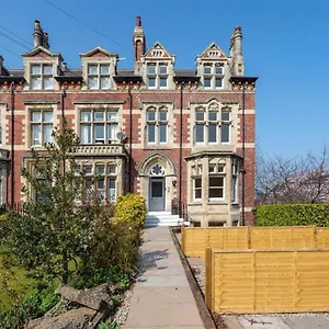 Freemantle Terrace Ripon